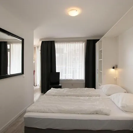 Sterflat 61 * Egmond aan Zee