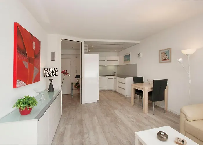 Sterflat 61 公寓 *